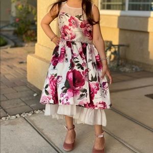 Dress size 5 for girls